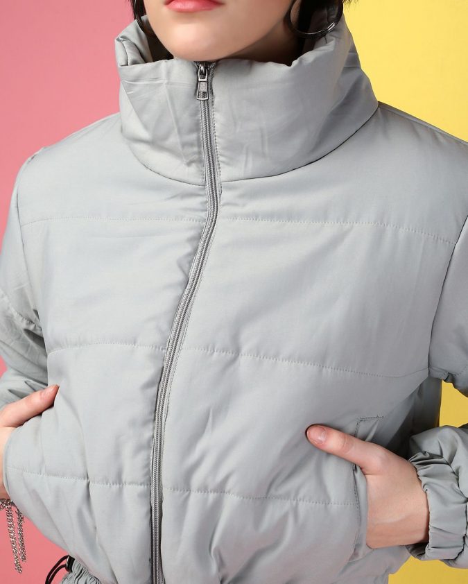 Women Solid Hooded Lightweight Quilted Jacket - Image 2